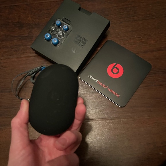 Powerbeats 3 wireless earphones - Picture 8 of 10